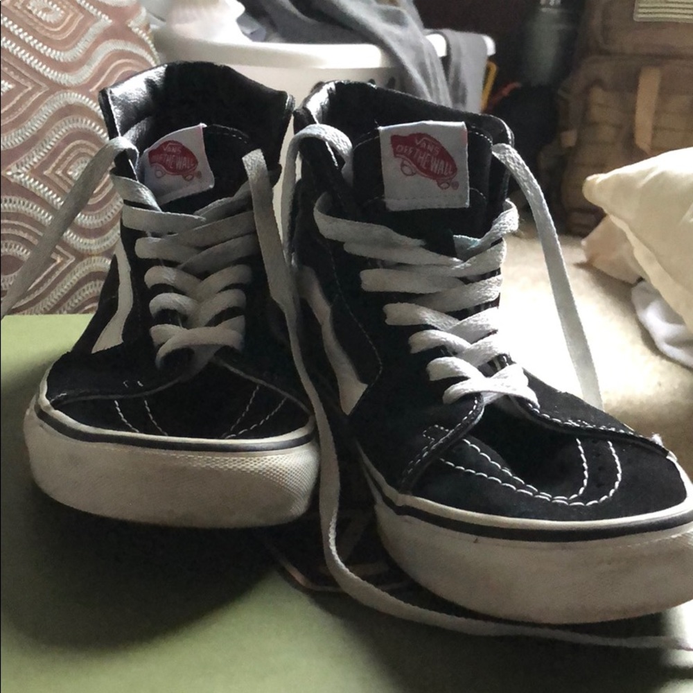 Vans black sk8-hi men’s 8 women’s 9.5